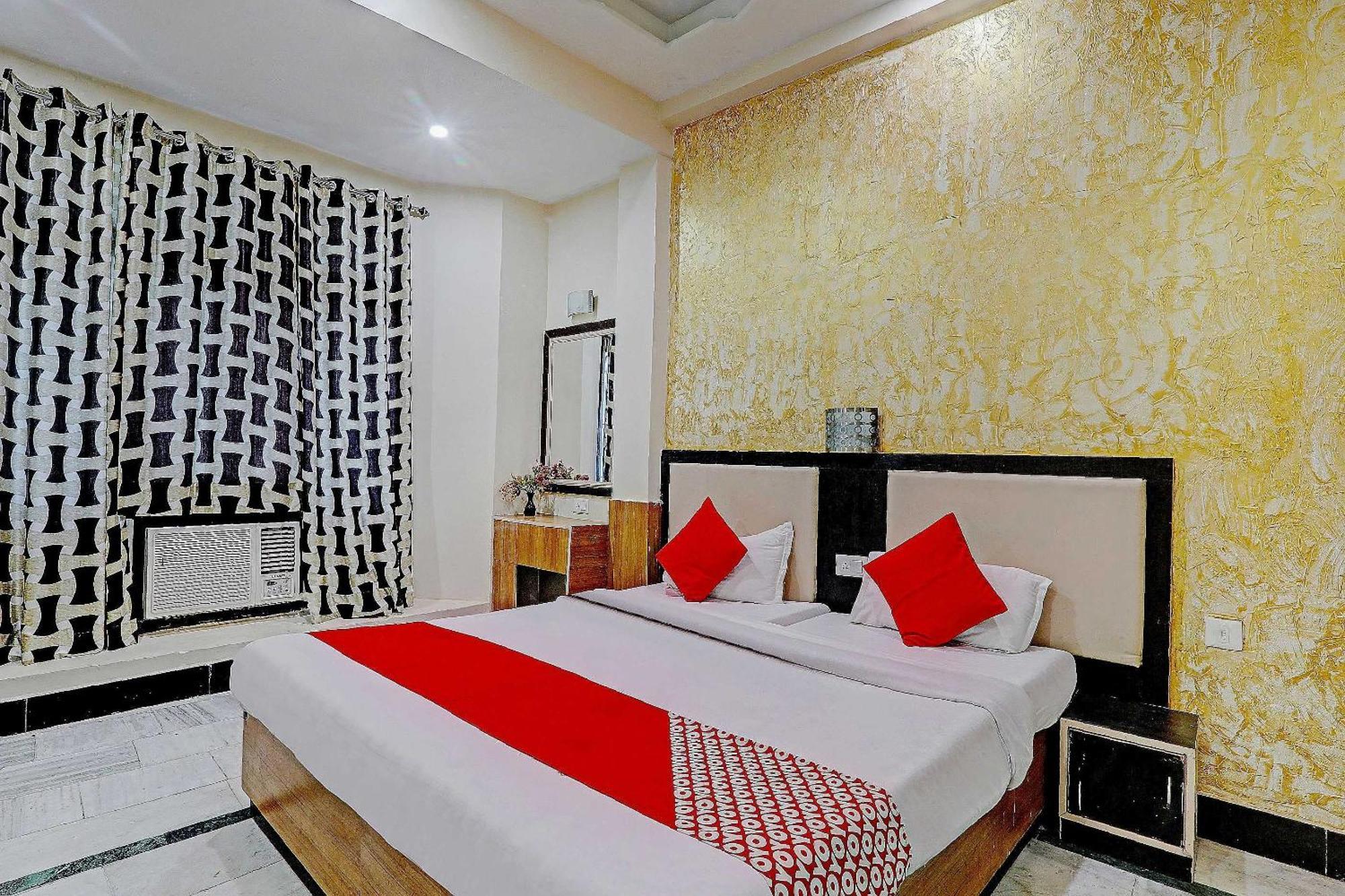 Hotel Oyo Flagship 73630 Riz Varanasi